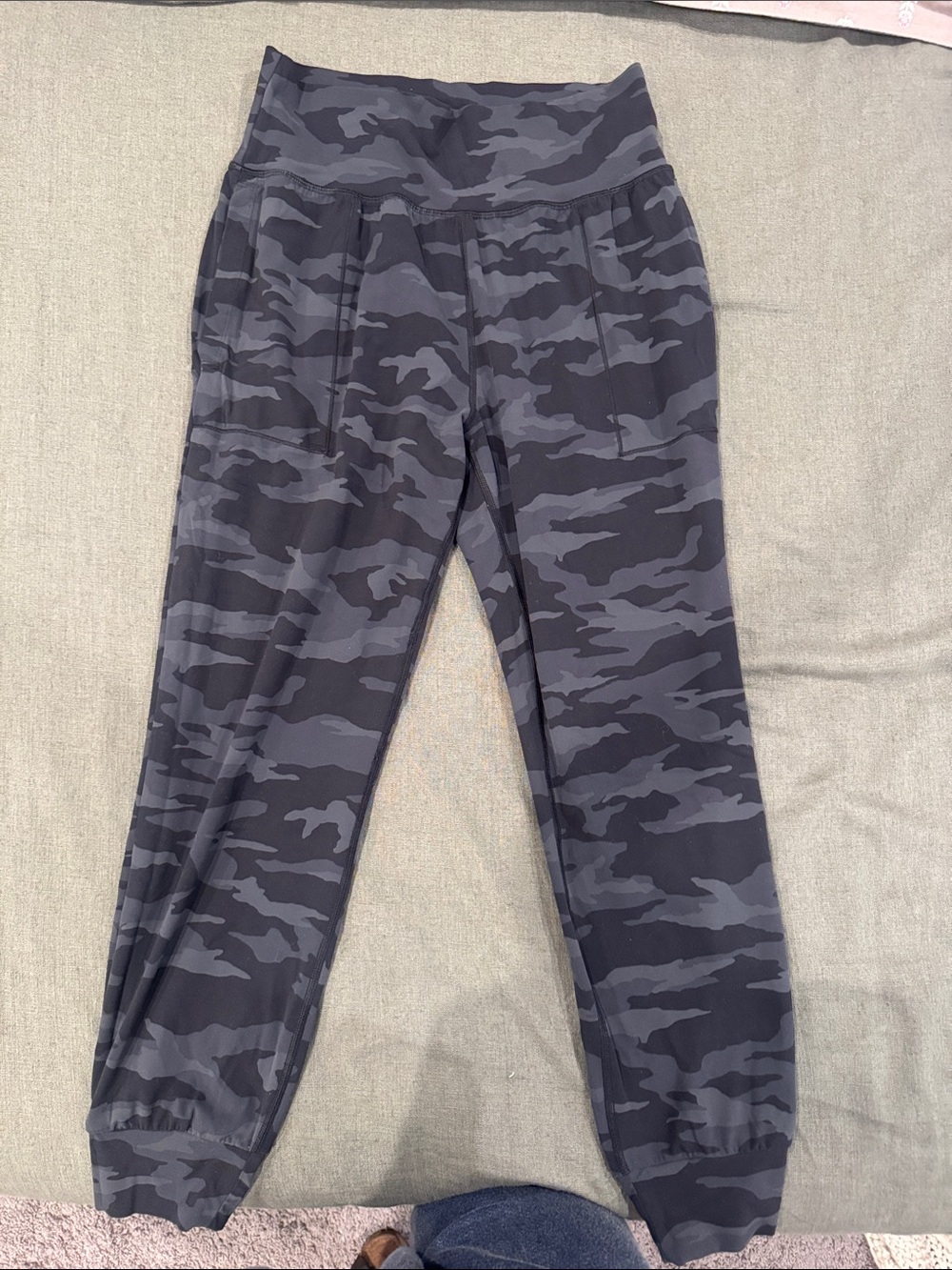 Athleta Salutation Jogger